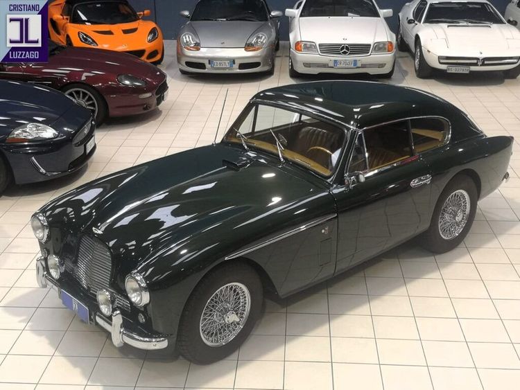 ASTON MARTIN DB2/4 SALOON