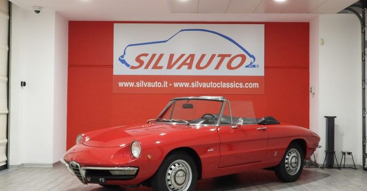 Alfa Romeo ROMEO SPIDER ”DUETTO” 1300 JUNIOR “OSSO DI SEPPIA” TIPO 105.91