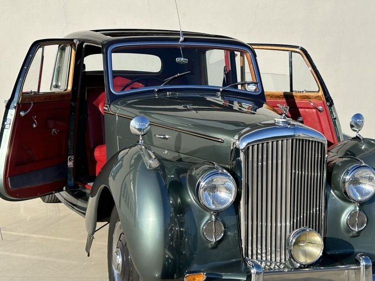 BENTLEY MK6. 1951