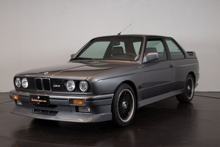 BMW M3 e30 - “JOHNNY CECOTTO”