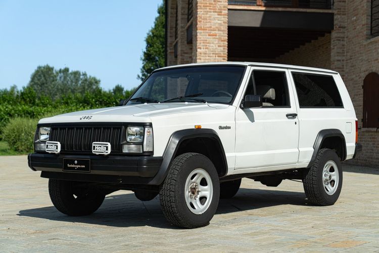 Jeep CHEROKEE TD 4WD