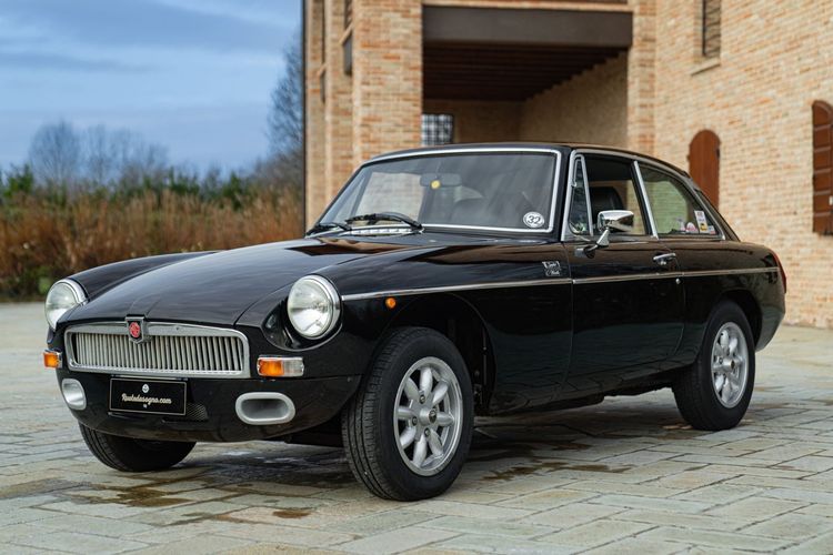 MG B GT SEBRING RHD