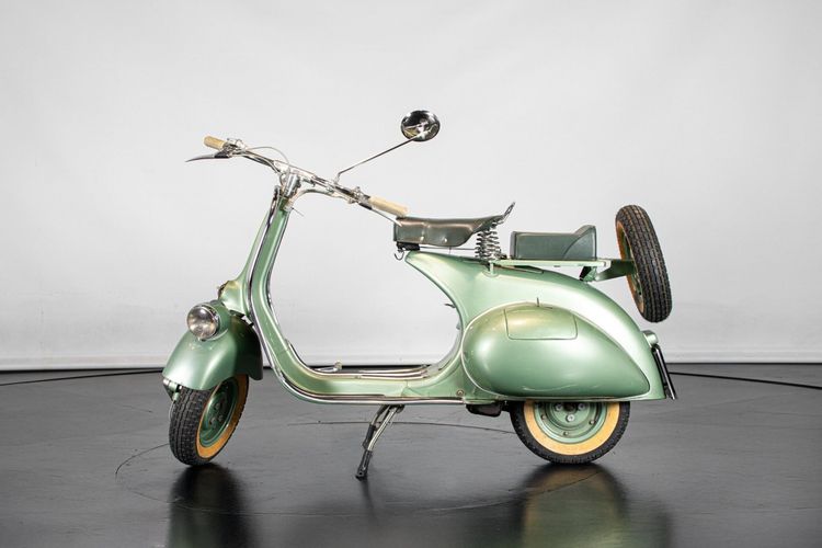 Piaggio PIAGGIO VESPA V31T "FARO BASSO"
