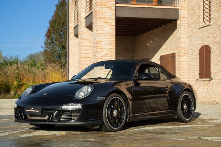 Porsche 997 (911) CARRERA GTS