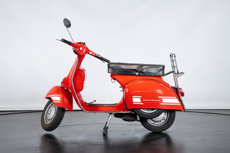 Piaggio VESPA RALLY 200