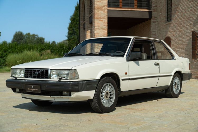 Volvo 780 COUPE' TURBO BERTONE